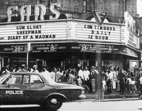 Fans Theater advertises two second-run westerns, Gun Glory (1957) and The Sheepman (1958). Diary of a Madman, staring Vincent Price, first ran in theaters in 1963.